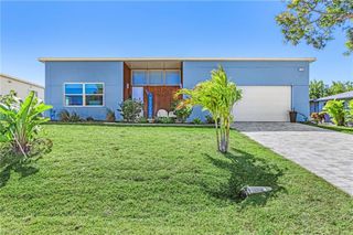 504 NE 9th ST, Cape Coral, FL 33909