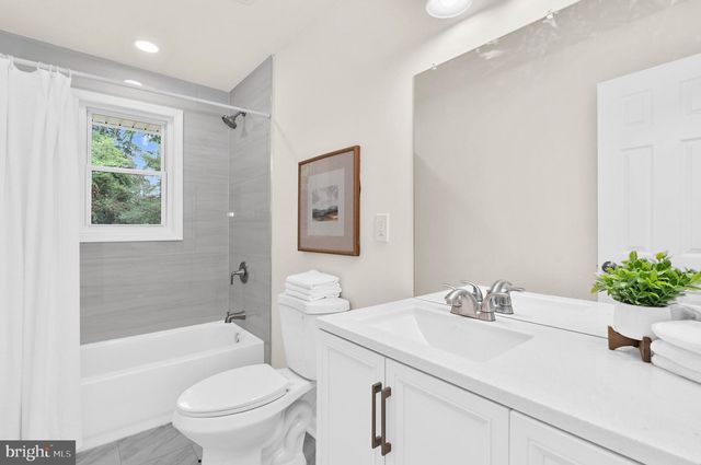 444 RUTH RD, Arnold, MD 21012