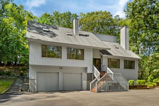 100 Old Mill Lane, Stamford, CT 06902