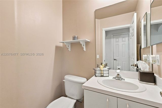15822 SW 16th Ct, Pembroke Pines, FL 33027