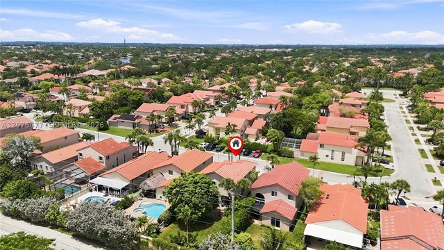 15822 SW 16th Ct, Pembroke Pines, FL 33027