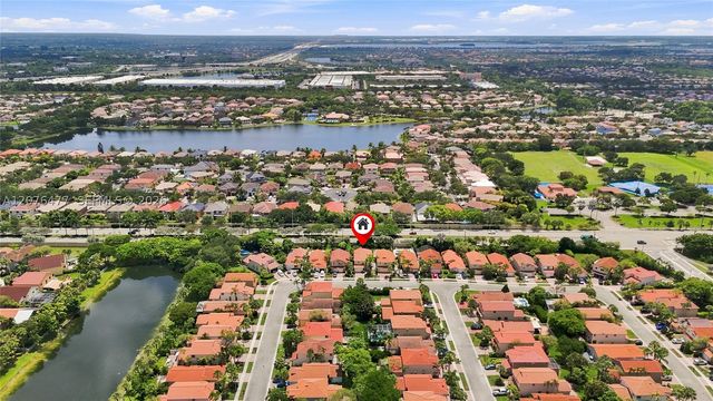 15822 SW 16th Ct, Pembroke Pines, FL 33027