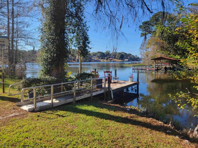 18842 Star Hill Lane, Tallahassee, FL 32310