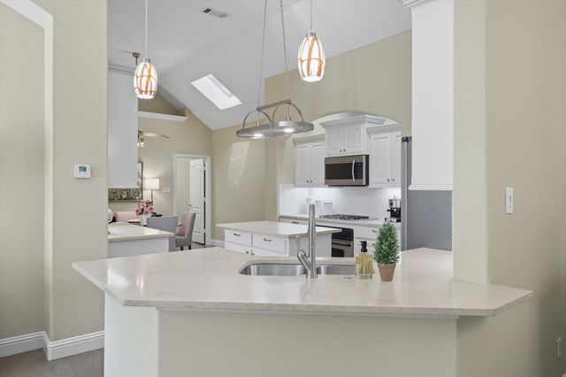 5809 Arbor Road, North Richland Hills, TX 76180
