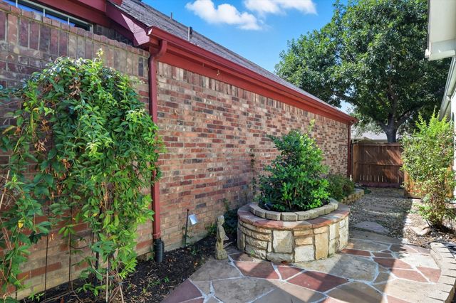 5809 Arbor Road, North Richland Hills, TX 76180
