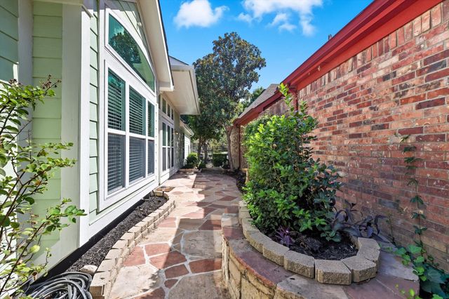 5809 Arbor Road, North Richland Hills, TX 76180