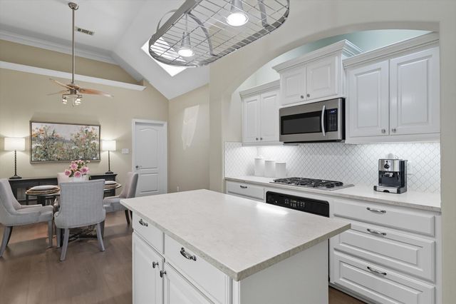 5809 Arbor Road, North Richland Hills, TX 76180