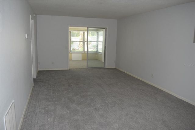 2250 DRUID ROAD E 605, Clearwater, FL 33764