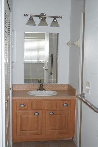 2250 DRUID ROAD E 605, Clearwater, FL 33764