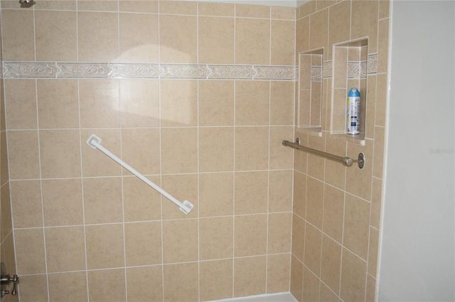 2250 DRUID ROAD E 605, Clearwater, FL 33764