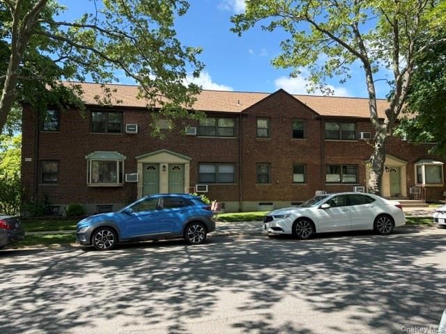 5767 246th UPPER Crescent UPPER A2, Douglaston, NY 11362