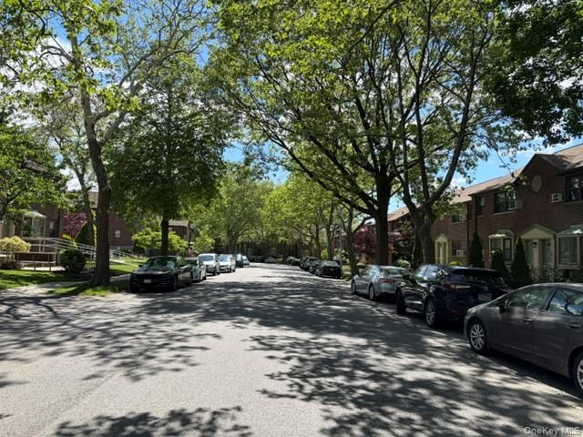 5767 246th UPPER Crescent UPPER A2, Douglaston, NY 11362