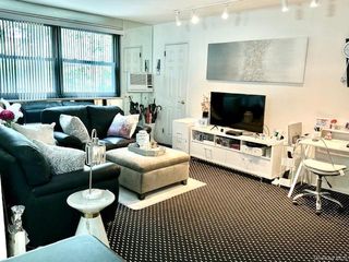5767 246th UPPER Crescent UPPER A2, Douglaston, NY 11362