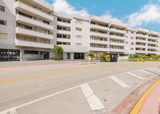 7300 Wayne Ave 418, Miami Beach, FL 33141