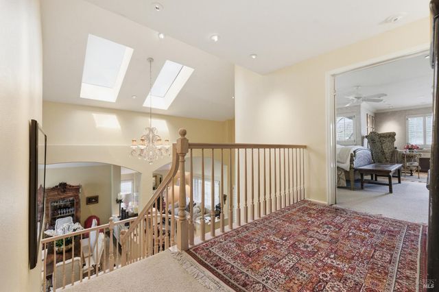 377 Troon Dr, Napa, CA 94558