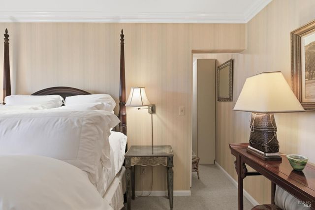 377 Troon Dr, Napa, CA 94558