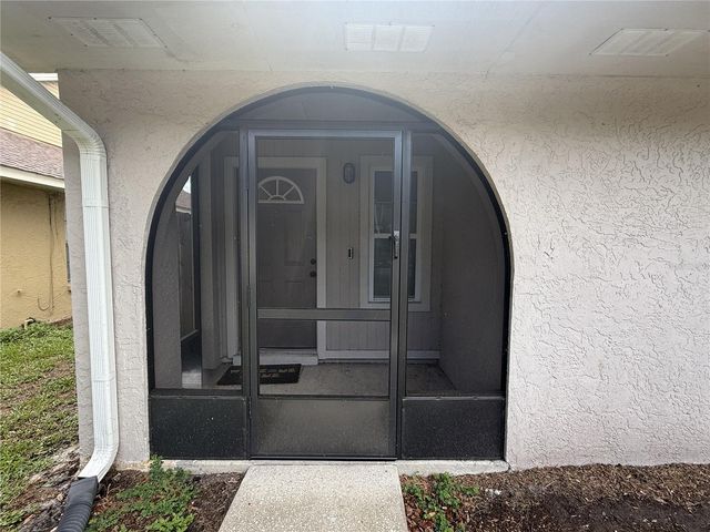 2042 SHADOW PINE DRIVE, Brandon, FL 33511