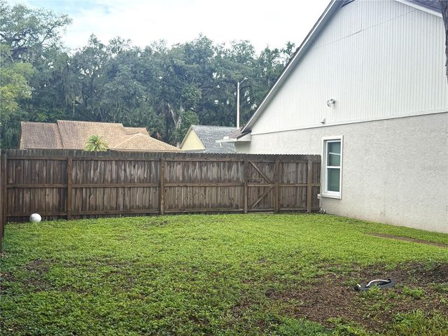 2042 SHADOW PINE DRIVE, Brandon, FL 33511