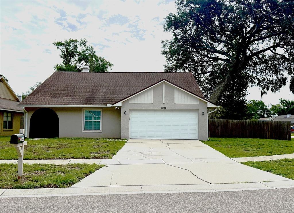 2042 SHADOW PINE DRIVE, Brandon, FL 33511