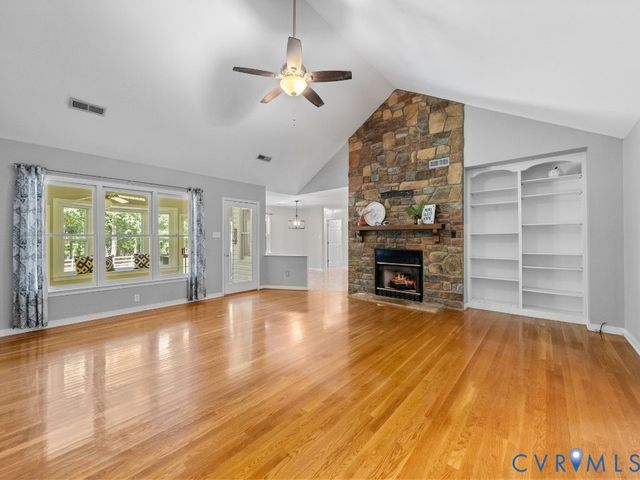 2489 Judes Ferry Rd, Powhatan, VA 23139