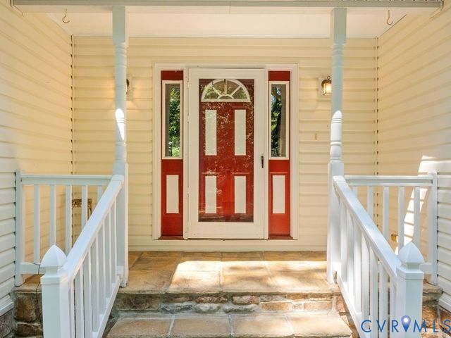 2489 Judes Ferry Rd, Powhatan, VA 23139