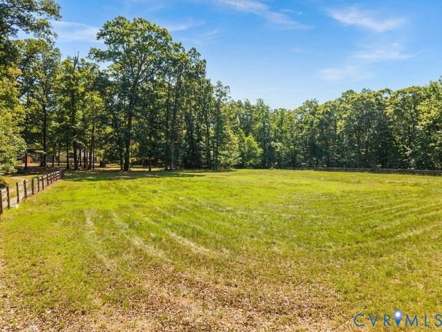 2489 Judes Ferry Rd, Powhatan, VA 23139