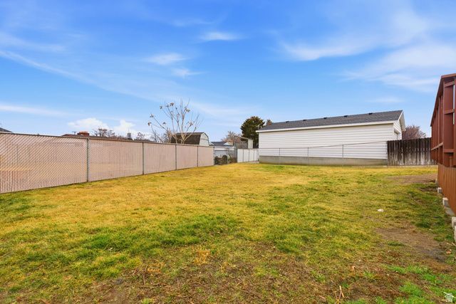 4692 W PALMER DR, West Valley City, UT 84120