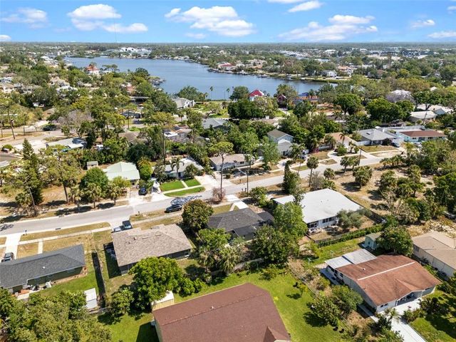 660 PALM AVENUE, Tarpon Springs, FL 34689