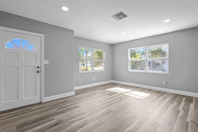 660 PALM AVENUE, Tarpon Springs, FL 34689