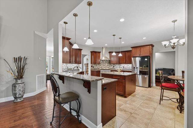 476 Maxshire Ct, Clarksville, TN 37043