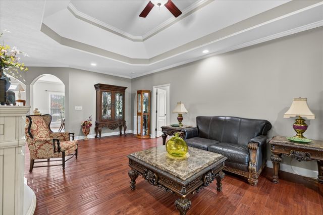476 Maxshire Ct, Clarksville, TN 37043