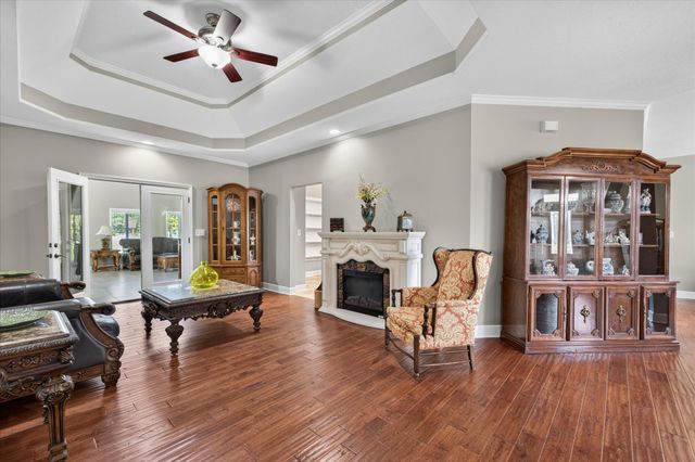 476 Maxshire Ct, Clarksville, TN 37043