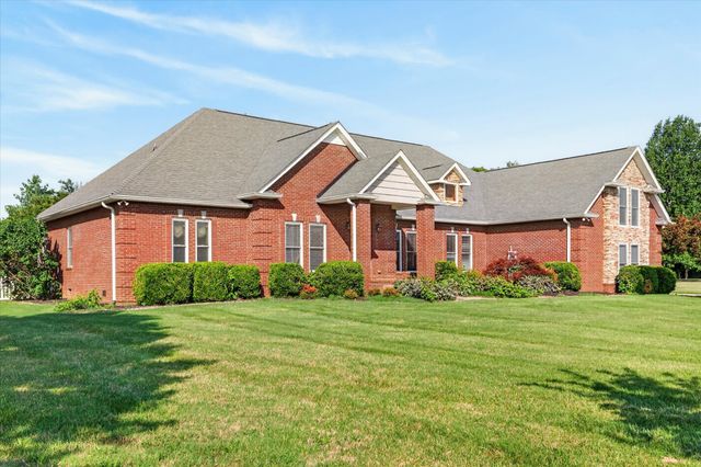 476 Maxshire Ct, Clarksville, TN 37043