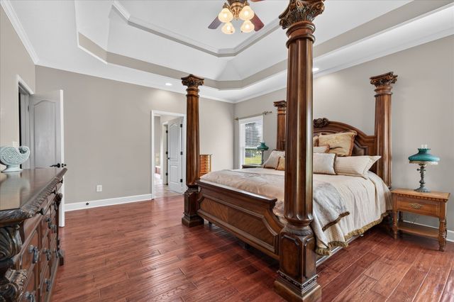 476 Maxshire Ct, Clarksville, TN 37043