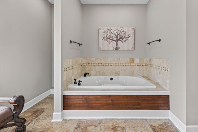 476 Maxshire Ct, Clarksville, TN 37043