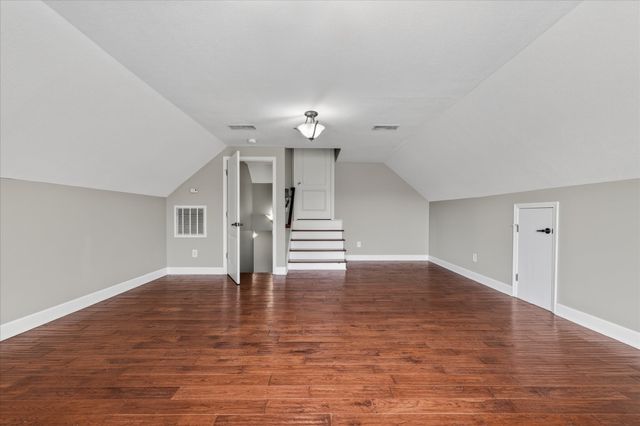476 Maxshire Ct, Clarksville, TN 37043