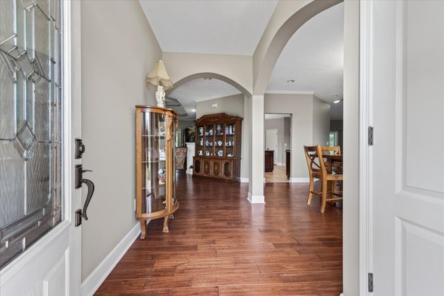 476 Maxshire Ct, Clarksville, TN 37043