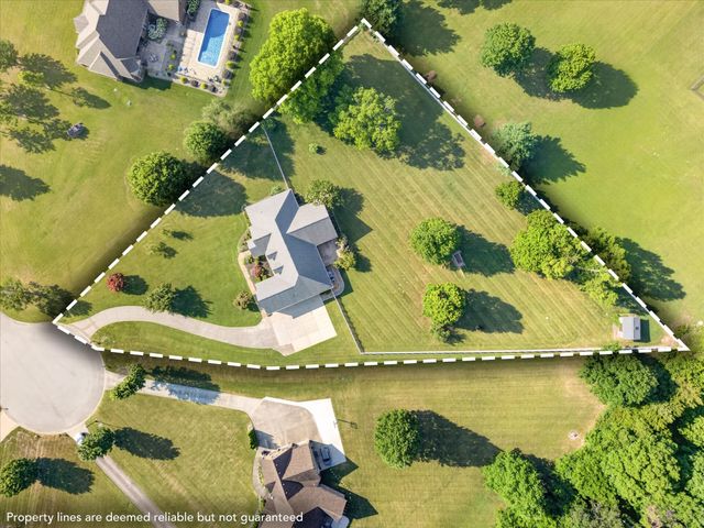 476 Maxshire Ct, Clarksville, TN 37043