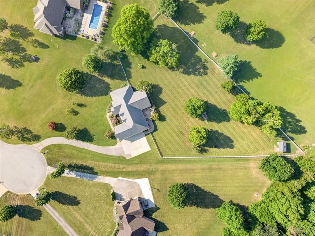 476 Maxshire Ct, Clarksville, TN 37043