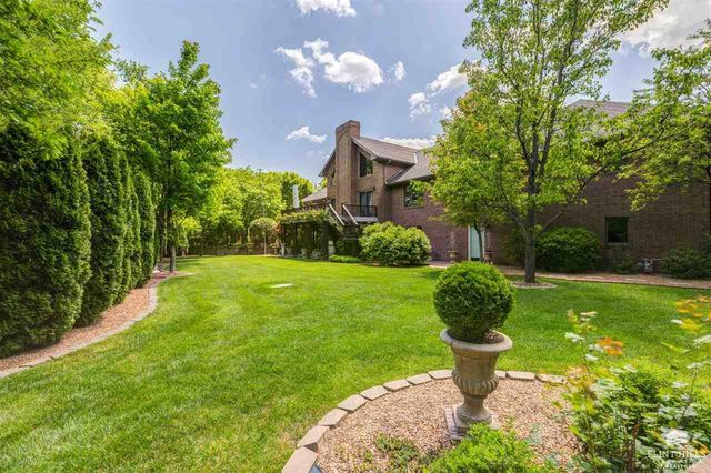 2457 Haven Dr., Abilene, KS 67410