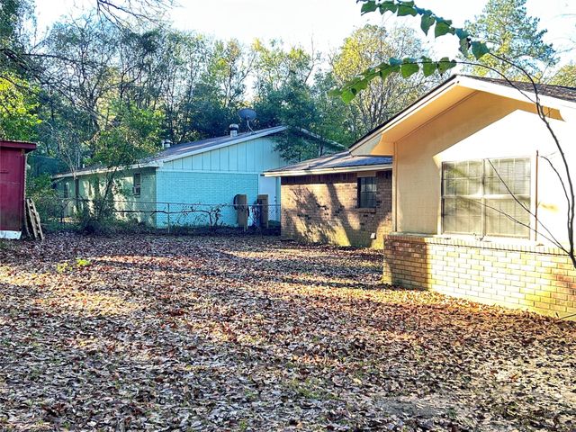 708 Myrtle Street, Woodville, TX 75979