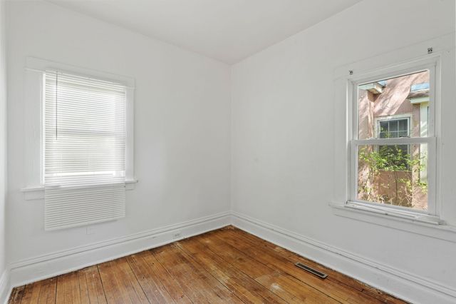1655 Sheridan Avenue N, Minneapolis, MN 55411