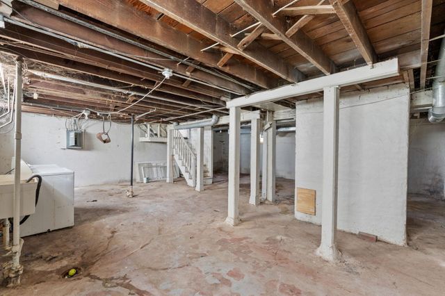 1655 Sheridan Avenue N, Minneapolis, MN 55411