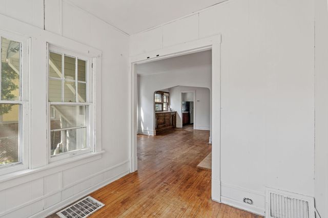 1655 Sheridan Avenue N, Minneapolis, MN 55411