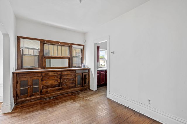 1655 Sheridan Avenue N, Minneapolis, MN 55411