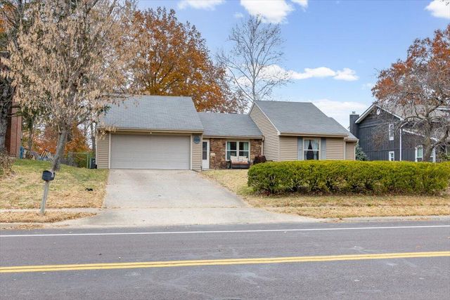 3005 CHAPEL HILL RD, Columbia, MO 65203