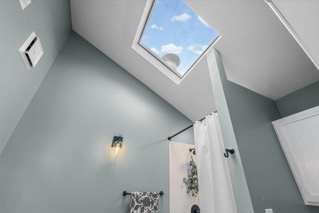 3005 CHAPEL HILL RD, Columbia, MO 65203