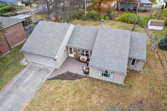 3005 CHAPEL HILL RD, Columbia, MO 65203