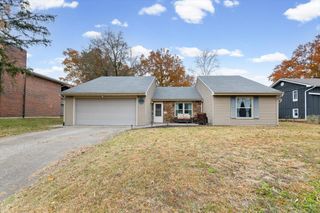 3005 CHAPEL HILL RD, Columbia, MO 65203