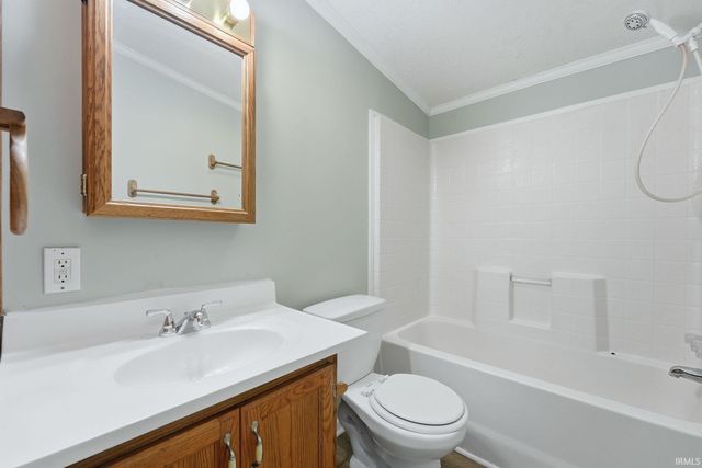 3387 County Road 26, Waterloo, IN 46793